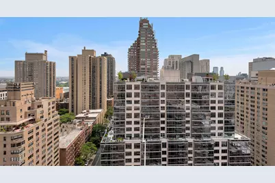 360 E 72nd Street #C2603, New York City, NY 10021 - Photo 1