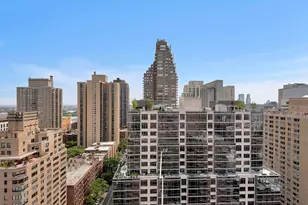 360 E 72nd St, New York City, NY 10021 - Photo 1