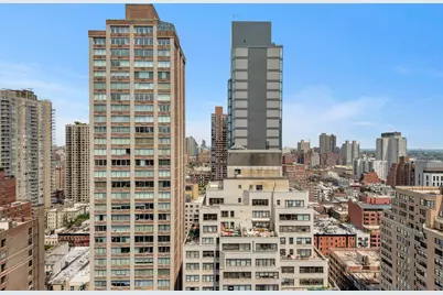 360 E 72nd Street #C2603, New York, NY 10021 - Photo 3