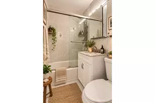 160 E 91st St, New York City, NY 10128 - Photo 5