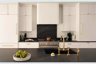 220 Lincoln Road, New York City, NY 11225 - Photo 3