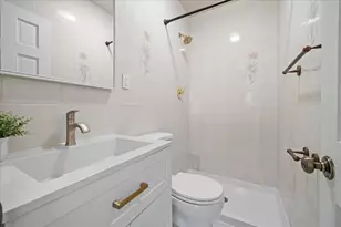 95 2nd St, New York City, NY 11231 - Photo 7
