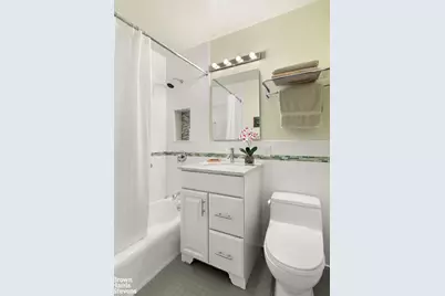 251 E 32nd Street #7F, New York City, NY 10016 - Photo 7