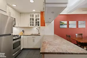 250 W 88th St, New York City, NY 10024 - Photo 5