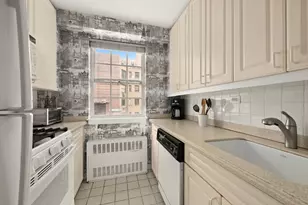 123 E 75th St, New York City, NY 10021 - Photo 15