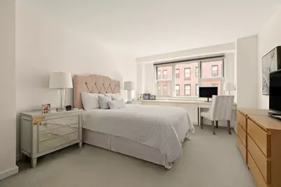 123 E 75th Street #8G, New York City, NY 10021 - Photo 9