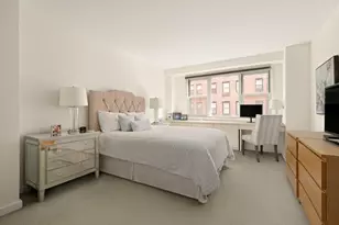 123 E 75th St, New York City, NY 10021 - Photo 9