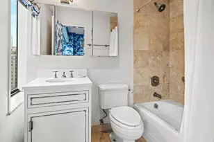 900 Park Ave, New York City, NY 10075 - Photo 7