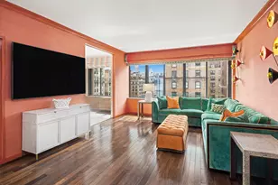900 Park Ave, New York, NY 10075 - Photo 1