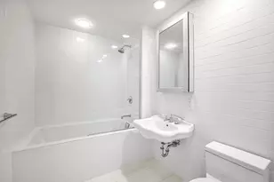270 Broadway, New York City, NY 10007 - Photo 23