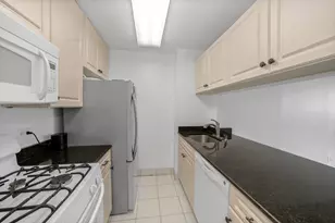 200 Rector Pl, New York, NY 10280 - Photo 3