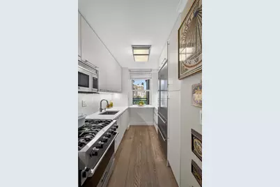 100 W 94th Street #8D, New York City, NY 10025 - Photo 15