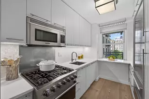 100 W 94th St, New York City, NY 10025 - Photo 13