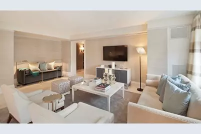 21 E 61st Street #7A, New York City, NY 10065 - Photo 3