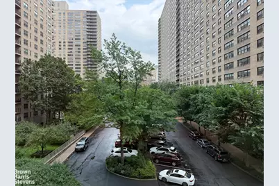 142 W End Avenue #5M, New York, NY 10023 - Photo 9