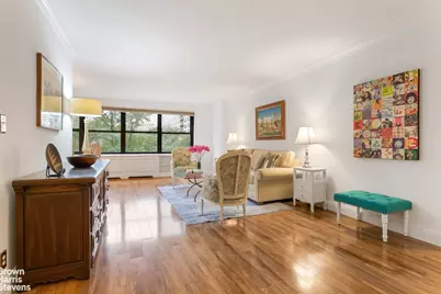 142 W End Avenue #5M, New York, NY 10023 - Photo 1