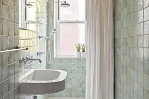 210 E 17th St, New York City, NY 10003 - Photo 5
