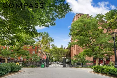 210 E 17th Street #4D, New York, NY 10003 - Photo 11