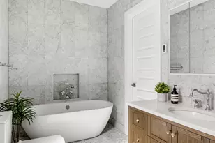 738 E 23rd St, New York City, NY 11210 - Photo 5