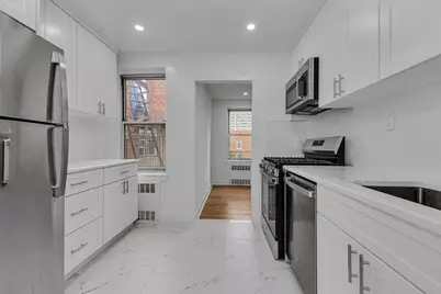 65-35 Yellowstone Boulevard #6F, Forest Hills, NY 11375 - Photo 3