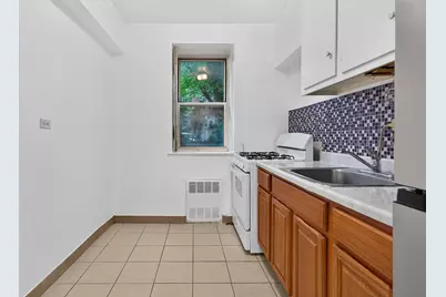 759 E 10th Street #1B, Brooklyn, NY 11230 - Photo 5