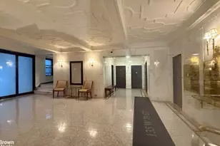 135 W 79th St, New York City, NY 10024 - Photo 17