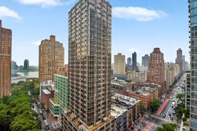 340 E 93rd Street #21I, New York, NY 10128 - Photo 9