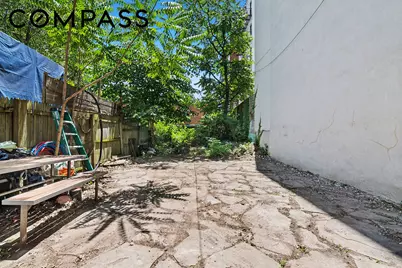 464 E New York Avenue, Brooklyn, NY 11225 - Photo 9
