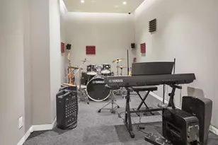 58 St Marks Pl, New York City, NY 11217 - Photo 21
