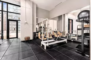111 W 57th St, New York City, NY 10019 - Photo 29