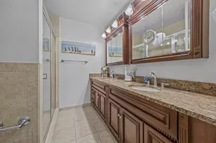 136 Beach 117th St, New York City, NY 11694 - Photo 15