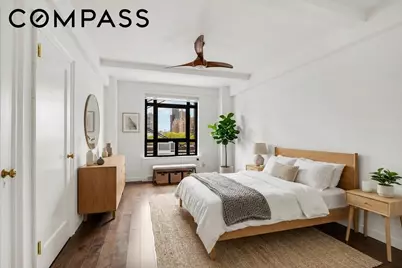 2 Beekman Place #8D, New York City, NY 10022 - Photo 3