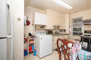 58-04 206th St, New York City, NY 11364 - Photo 13