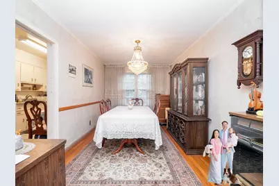 58-04 206th Street, New York City, NY 11364 - Photo 11