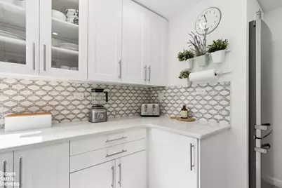 305 E 40th Street #12K, New York City, NY 10017 - Photo 3