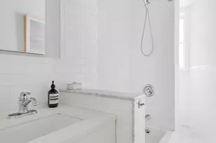 124 Thompson St, New York City, NY 10012 - Photo 5