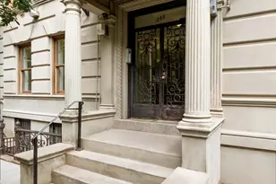 233 Park Pl, Brooklyn, NY 11238 - Photo 7