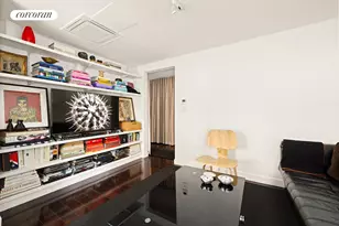 240 E 24th St, New York, NY 10010 - Photo 3
