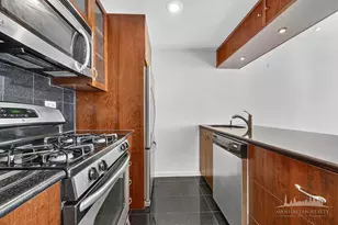 380 Rector Pl, New York City, NY 10280 - Photo 3
