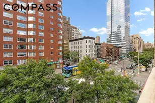 305 E 72nd St, New York City, NY 10021 - Photo 9