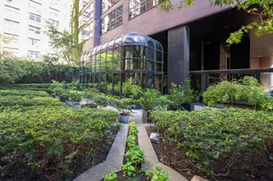 415 E 54th St, New York City, NY 10022 - Photo 17