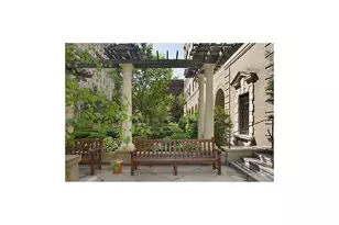 353 W 56th St, New York, NY 10019 - Photo 7