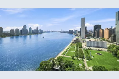 870 United Nations Plaza #22F, New York, NY 10017 - Photo 5