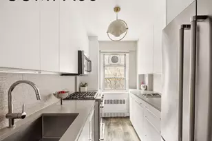 70 E 10th St, New York City, NY 10003 - Photo 5