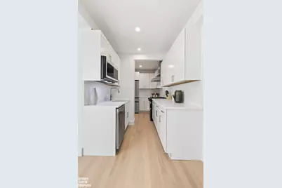 200 W 108th Street #4CD, New York, NY 10025 - Photo 5