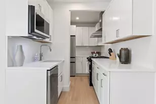200 W 108th St, New York City, NY 10025 - Photo 5