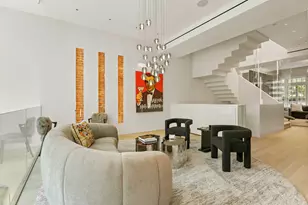 122 Waverly Pl, New York, NY 10011 - Photo 11