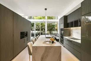 122 Waverly Pl, New York, NY 10011 - Photo 3