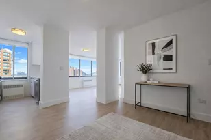 1735 York Ave, New York City, NY 10128 - Photo 5
