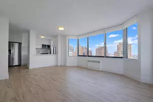 1735 York Ave, New York City, NY 10128 - Photo 3